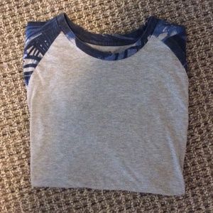 *Grey* Blue* Arizona* Jeans* T *Shirt *Size *XL*